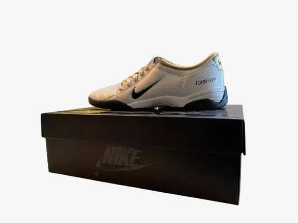 Nike Total 90 III SP White Metallic Gold HJ9351-101 Indoor Soccer Shoes - Picture 9 of 16